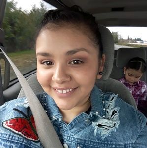 Meet your Posher, Karina